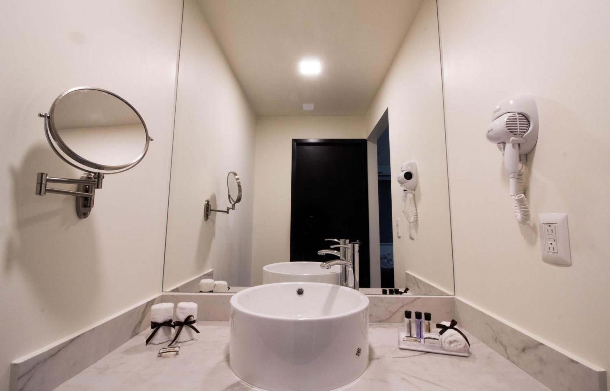 Smart Hotel モンテレー エクステリア 写真